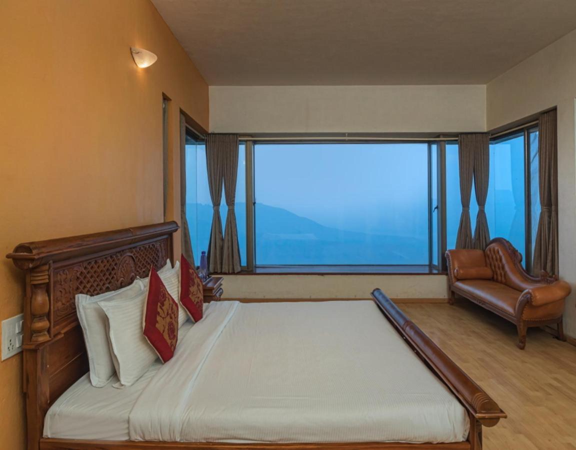 Saffronstays Aurelia, Panchgani - Balinese Villa With Breathtaking Valley Views Ngoại thất bức ảnh