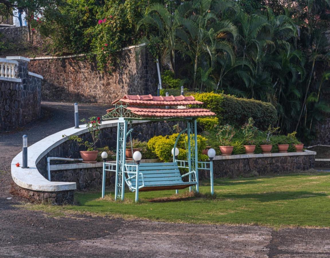 Saffronstays Aurelia, Panchgani - Balinese Villa With Breathtaking Valley Views Ngoại thất bức ảnh